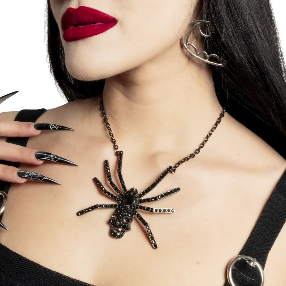 Dia Spider Skull Necklace Black