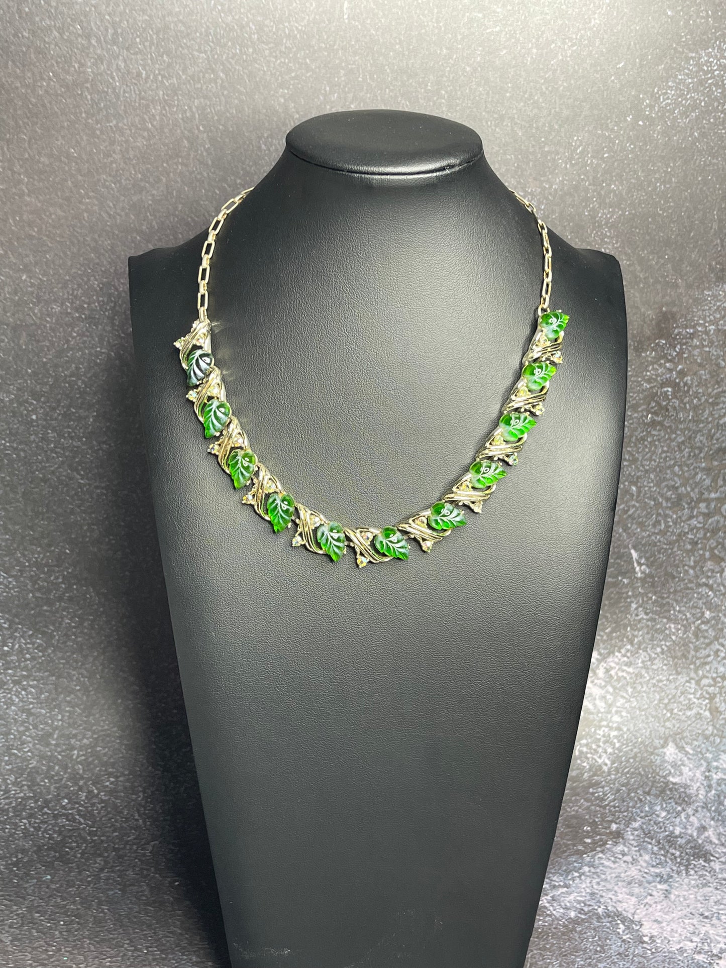 Vintage Green Jelly Carved Leaf and Rhinestone Gold Tone Necklace